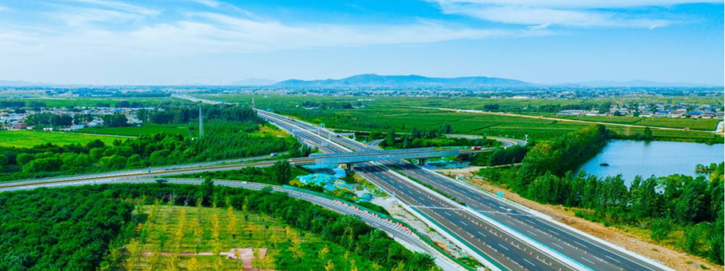 The Comprehensive Review: Use Cases of Industrial Frequency UPS in Various Sectors image