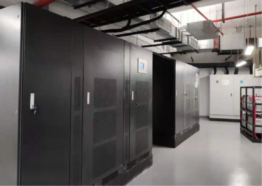 For the Continuous Cooling Requirement in Data Center, why should adopt the Industrial UPS to Carry the Load 泰山ups 副本